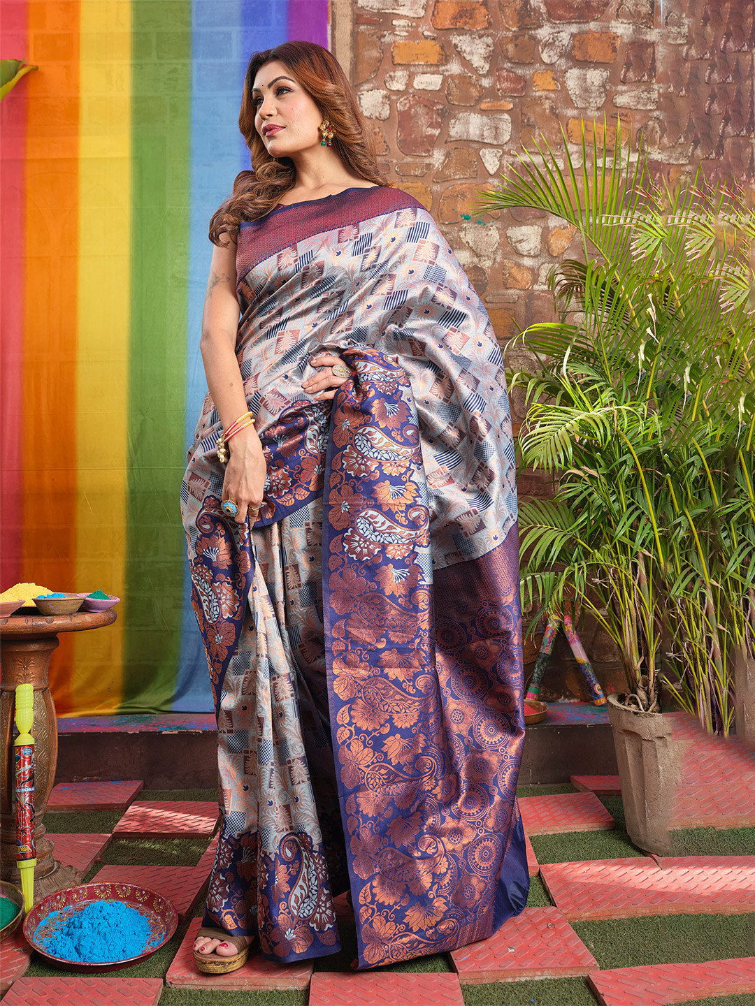

KALINI Ethnic Motifs Woven Design Zari Kanjeevaram Saree, Navy blue