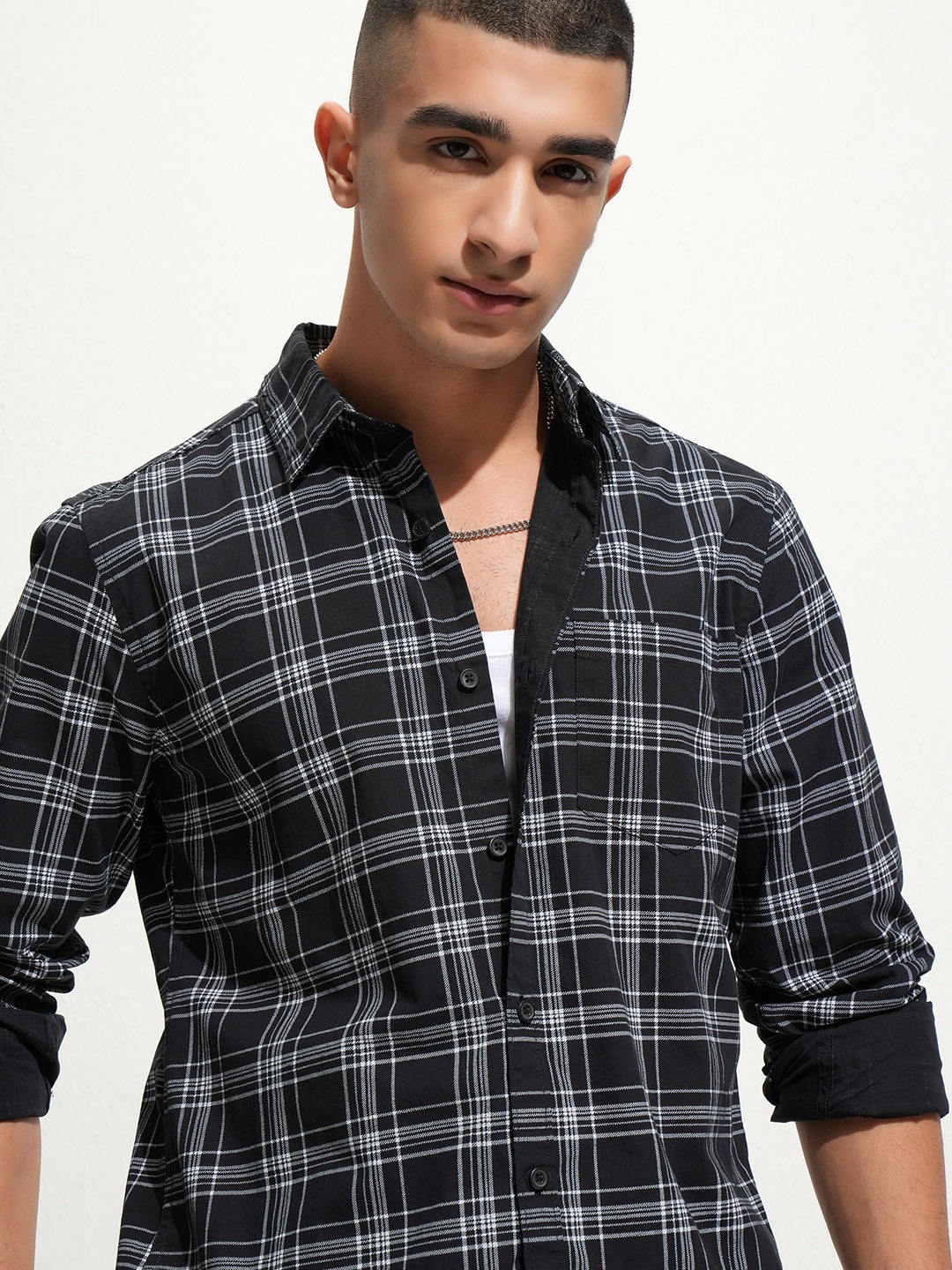 

HIGHLANDER Regular Fit Shirt, Black