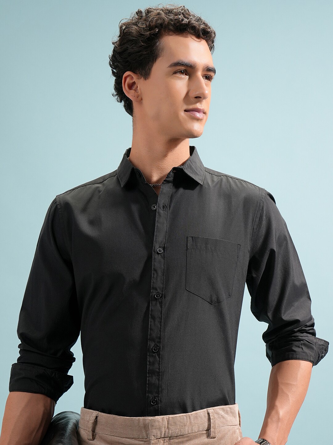 

HIGHLANDER Regular Fit Shirt, Black