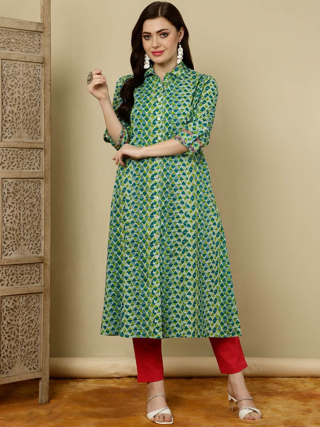 

Jaipur Kurti Geometric Printed Shirt Collar Design Anarkali Kurta, Green