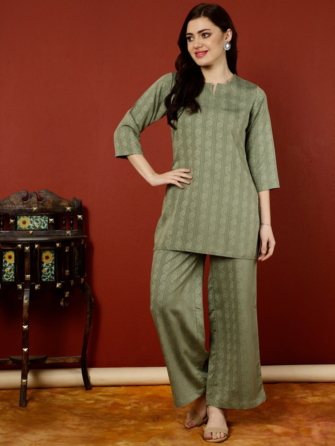 

Jaipur Kurti Ethnic Motifs Printed Kurti with Palazzos, Green