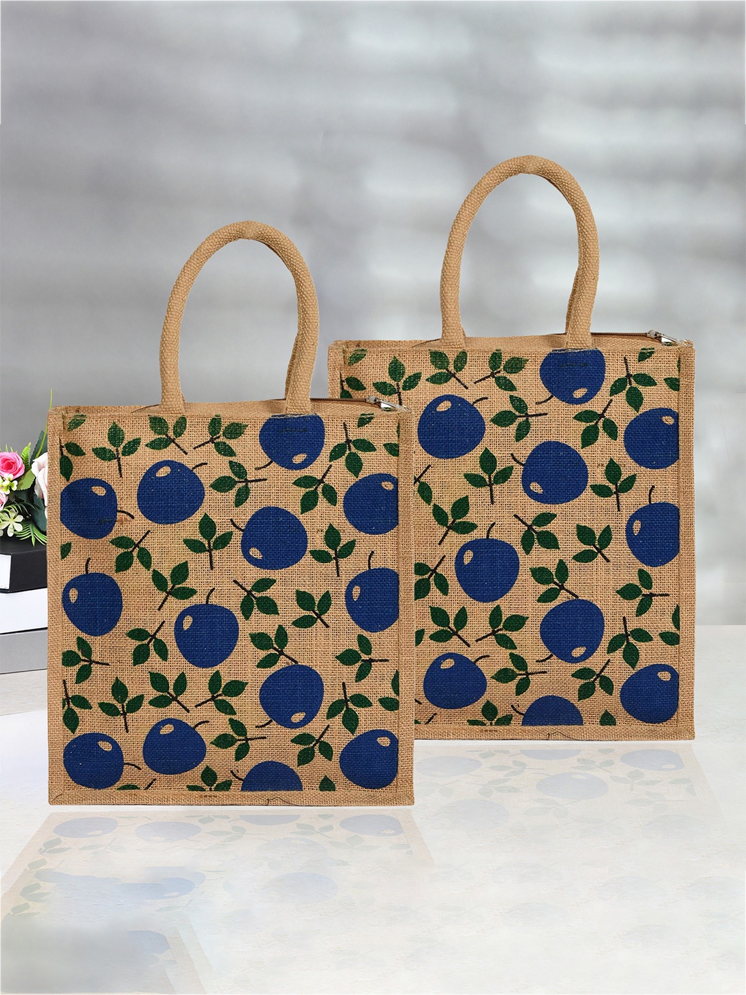 

Kuber Industries Set Of 2 Conversational Printed Shopper Jute Tote Bags, Brown