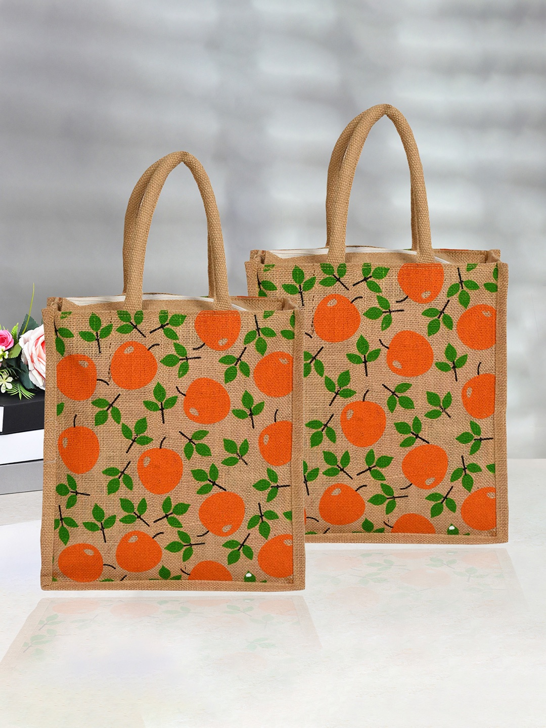 

Kuber Industries Set Of 2 Printed Handheld Bags, Brown