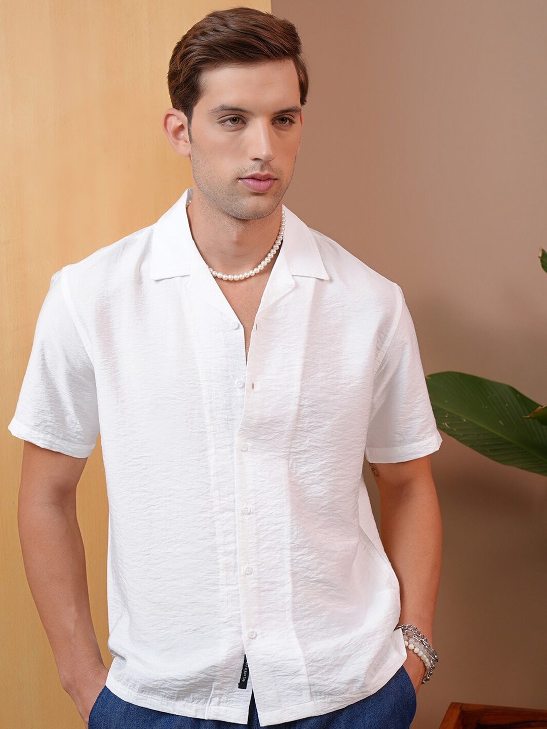 

LOCOMOTIVE Premium Crushed Textured Solid Cuban Collar Relaxed Shirt, White