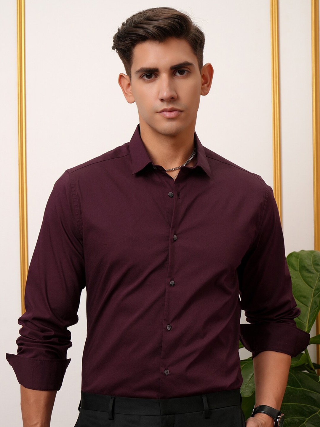 

LOCOMOTIVE Slim Fit Premium Party Shirt, Maroon