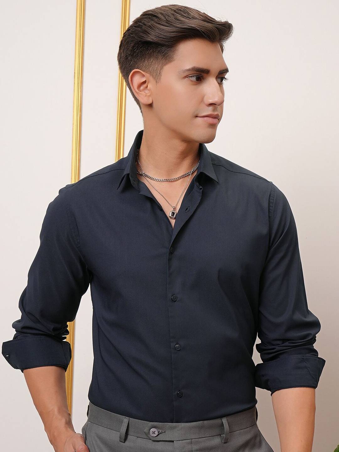 

LOCOMOTIVE Slim Fit Premium Party Shirt, Navy blue