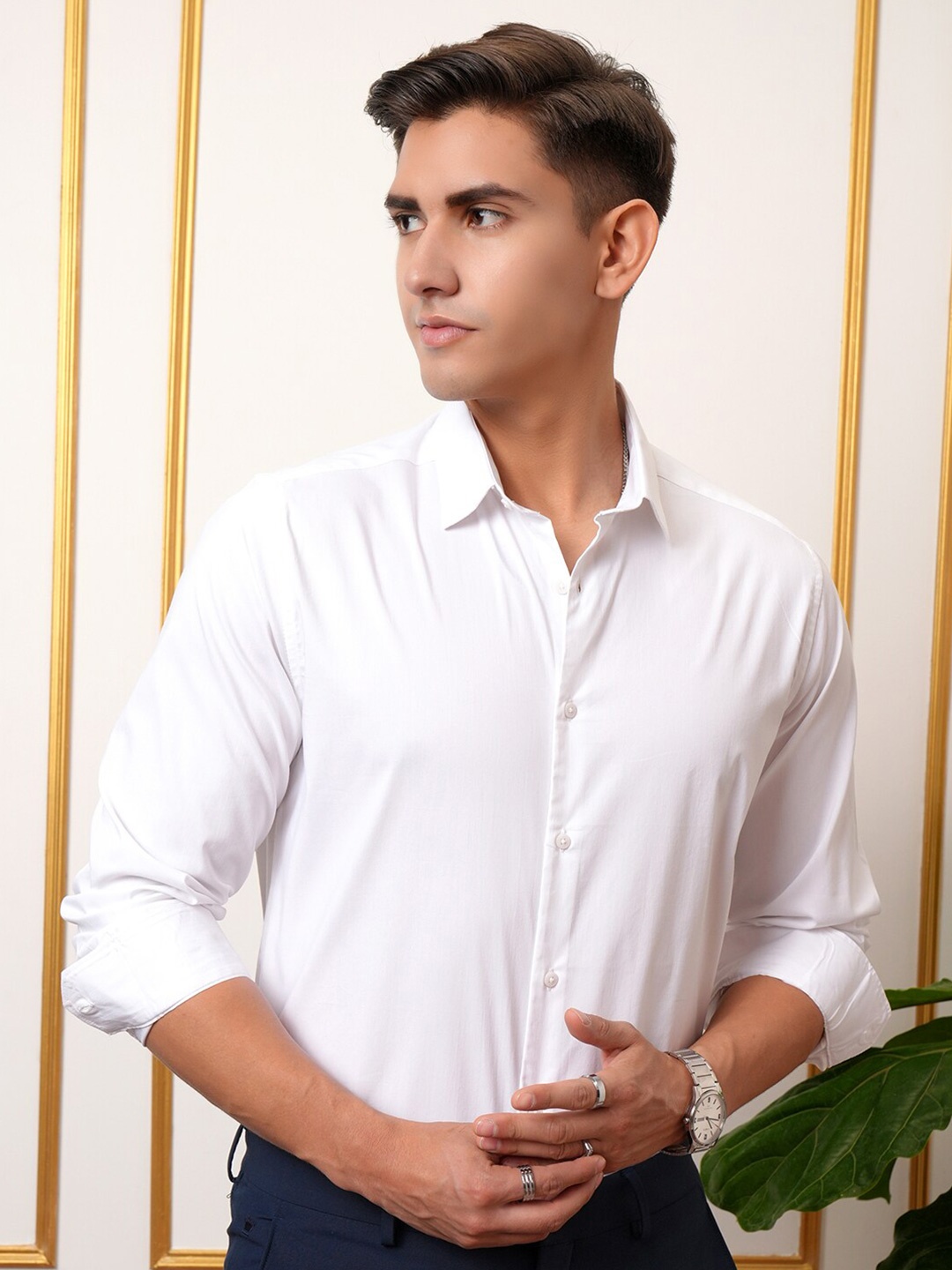 

LOCOMOTIVE Slim Fit Premium Party Shirt, White