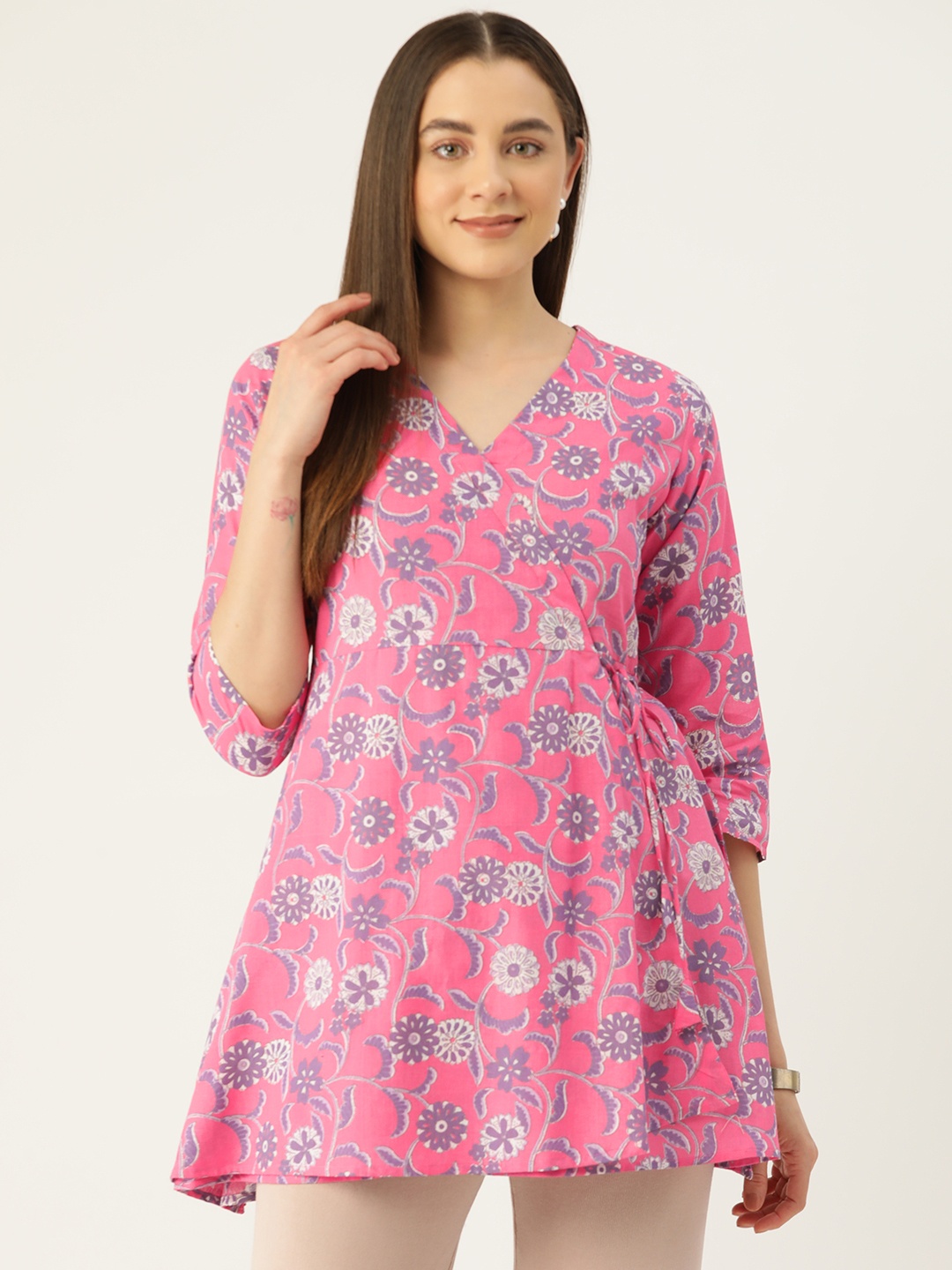 

FERANOID Floral Printed Pure Cotton Angrakha Kurti, Maroon