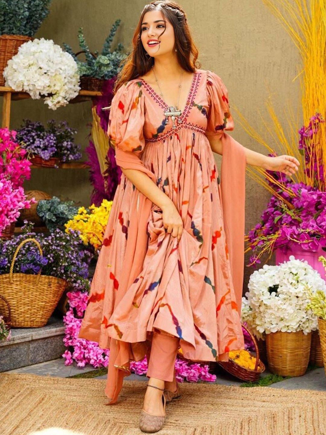 

BLACK SCISSOR Floral Printed Empire Mirror Work Silk Chiffon Kurta with Trousers & Dupatta, Peach