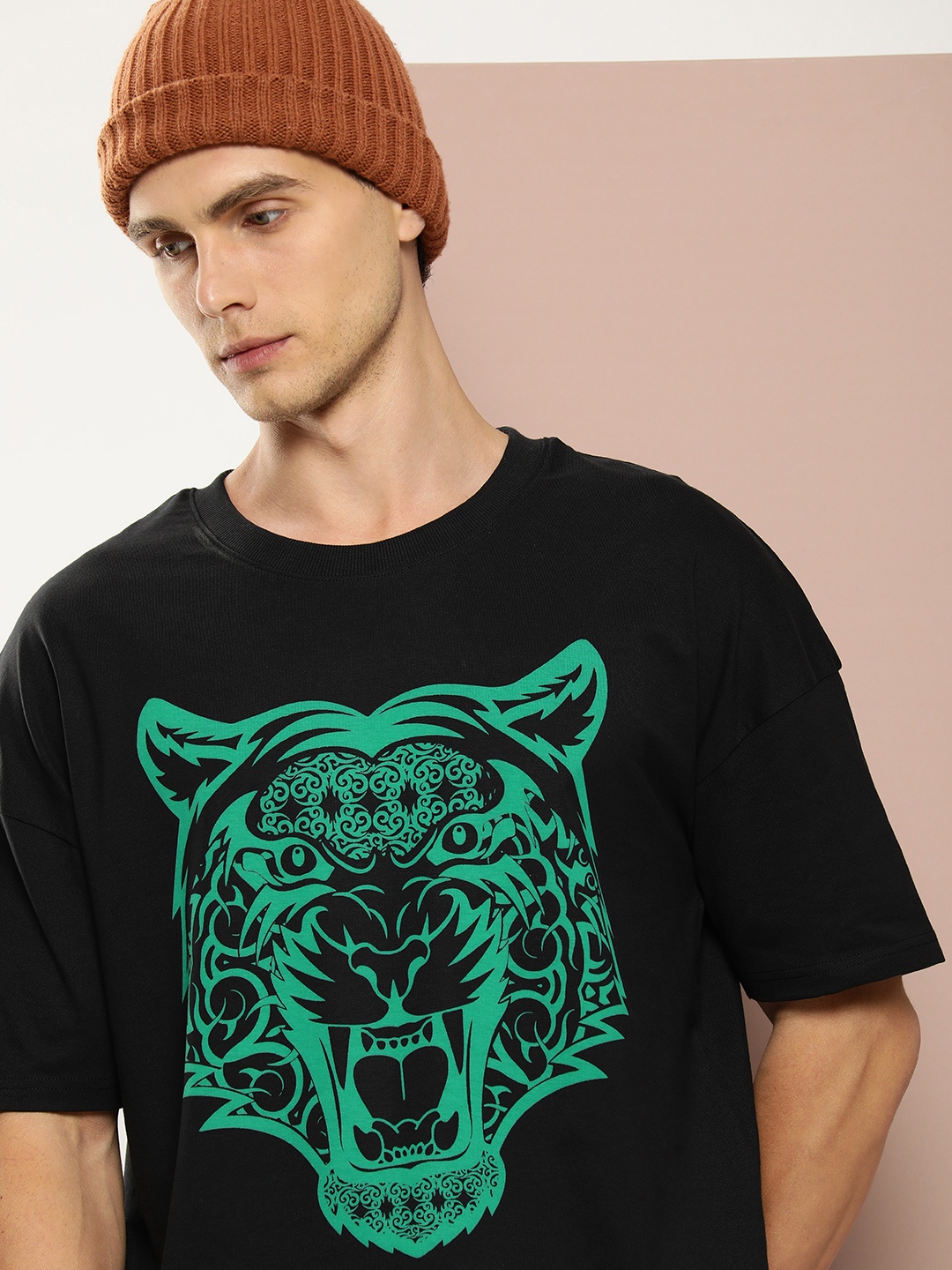 

Stormborn Men Graphic Printed Oversized Drop-Shoulder T-shirt, Black