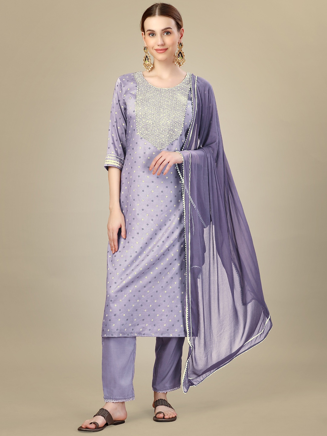 

Riddhi Textile Hub Ethnic Motifs Embroidered Kurta with Trousers & With Dupatta, Purple