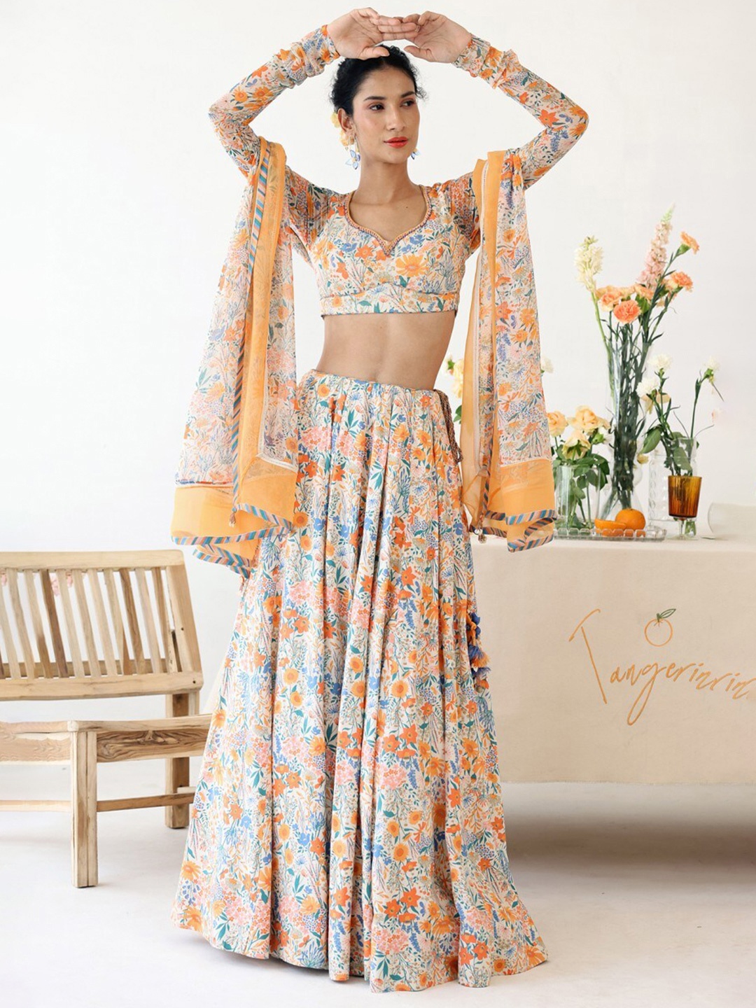 

Baise Gaba Floral Printed Chiffon Dupatta, Orange
