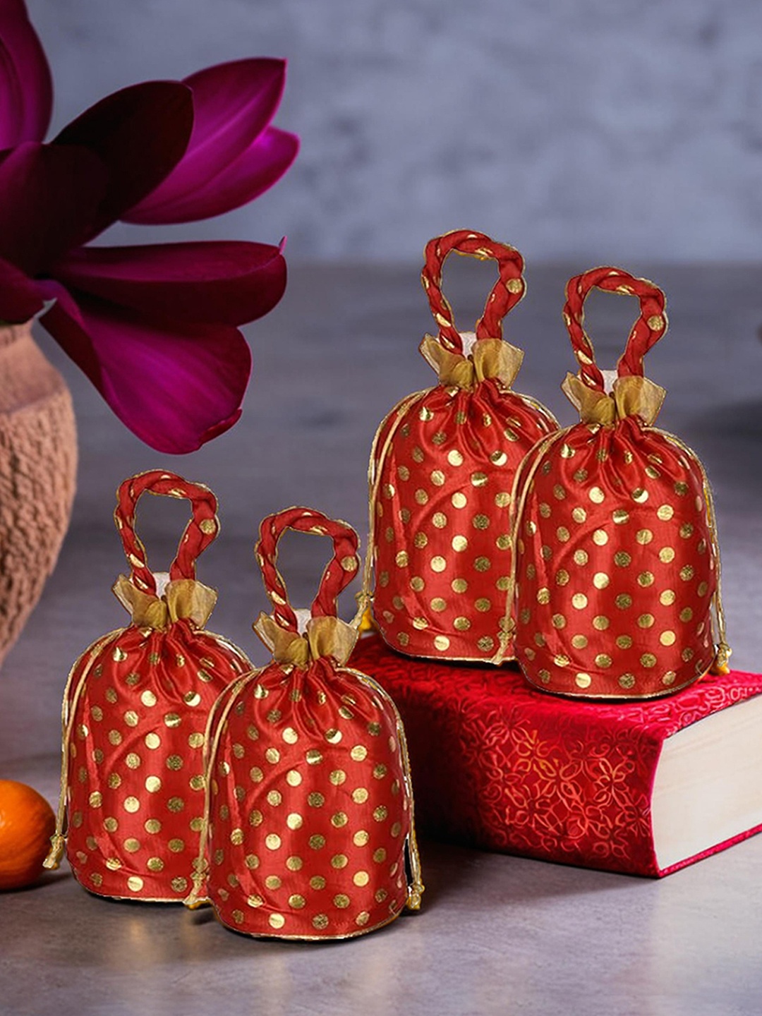 

Kuber Industries Set Of 4 Printed Potli Bag, Red
