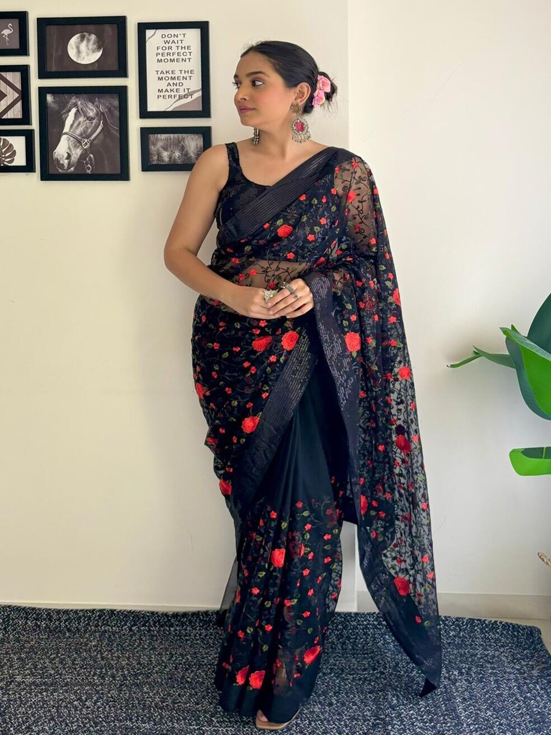 

Sadika Floral Embroidered Saree, Black