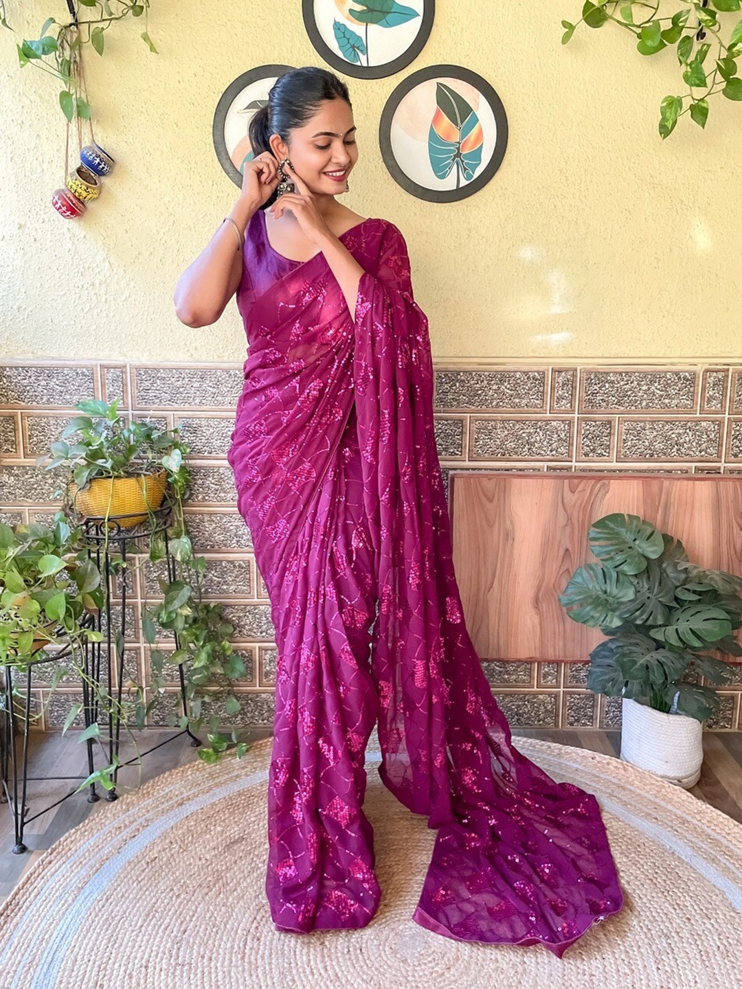 

Sadika Embellished Sequinned Saree, Rose
