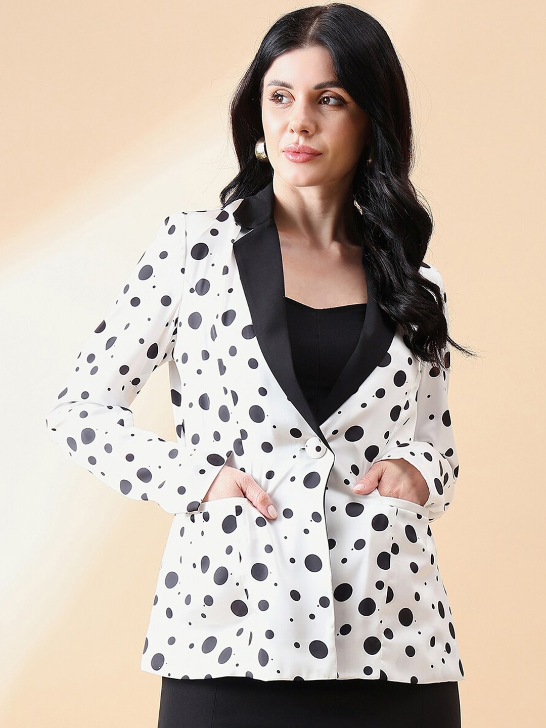 

PowerSutra Printed Single Breasted Blazer, Black