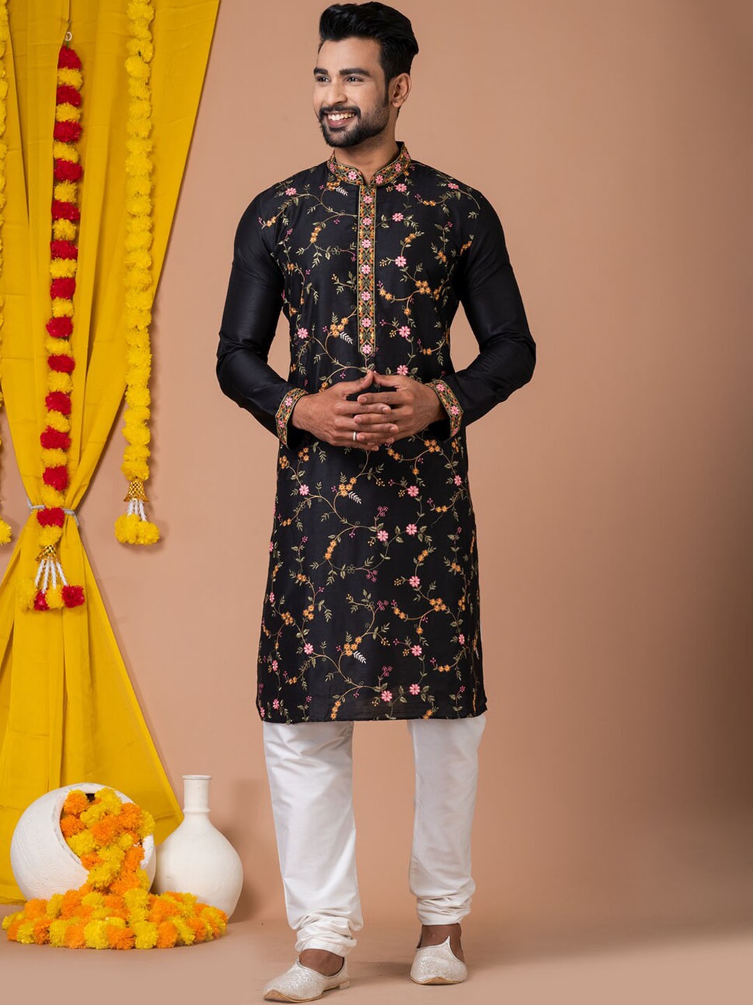 

HU - Handcrafted Uniquely Floral Embroidered Mandarin Collar Cotton Silk Straight Kurta, Black