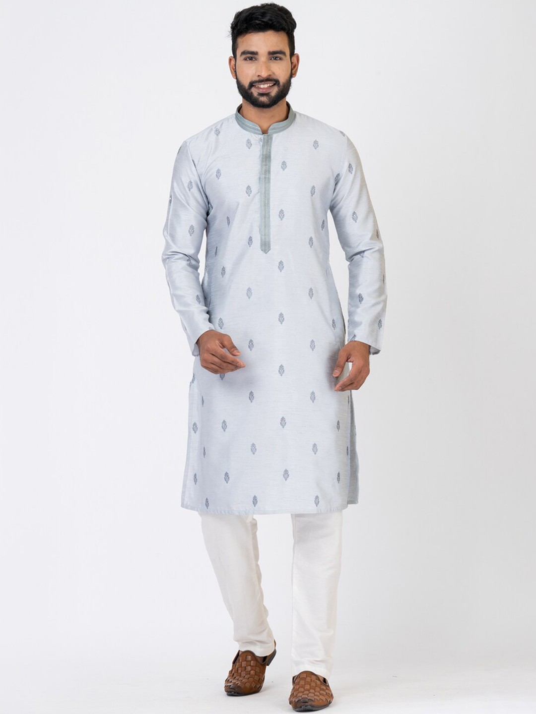 

HU - Handcrafted Uniquely Ethnic Motifs Mandarin Collar Cotton Silk Straight Kurta, Blue