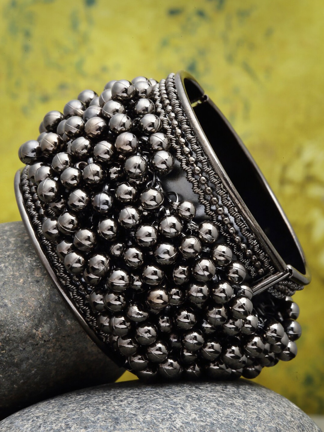 

CHUI MUI Women Oxidised Silver-Plated Kada Bracelet