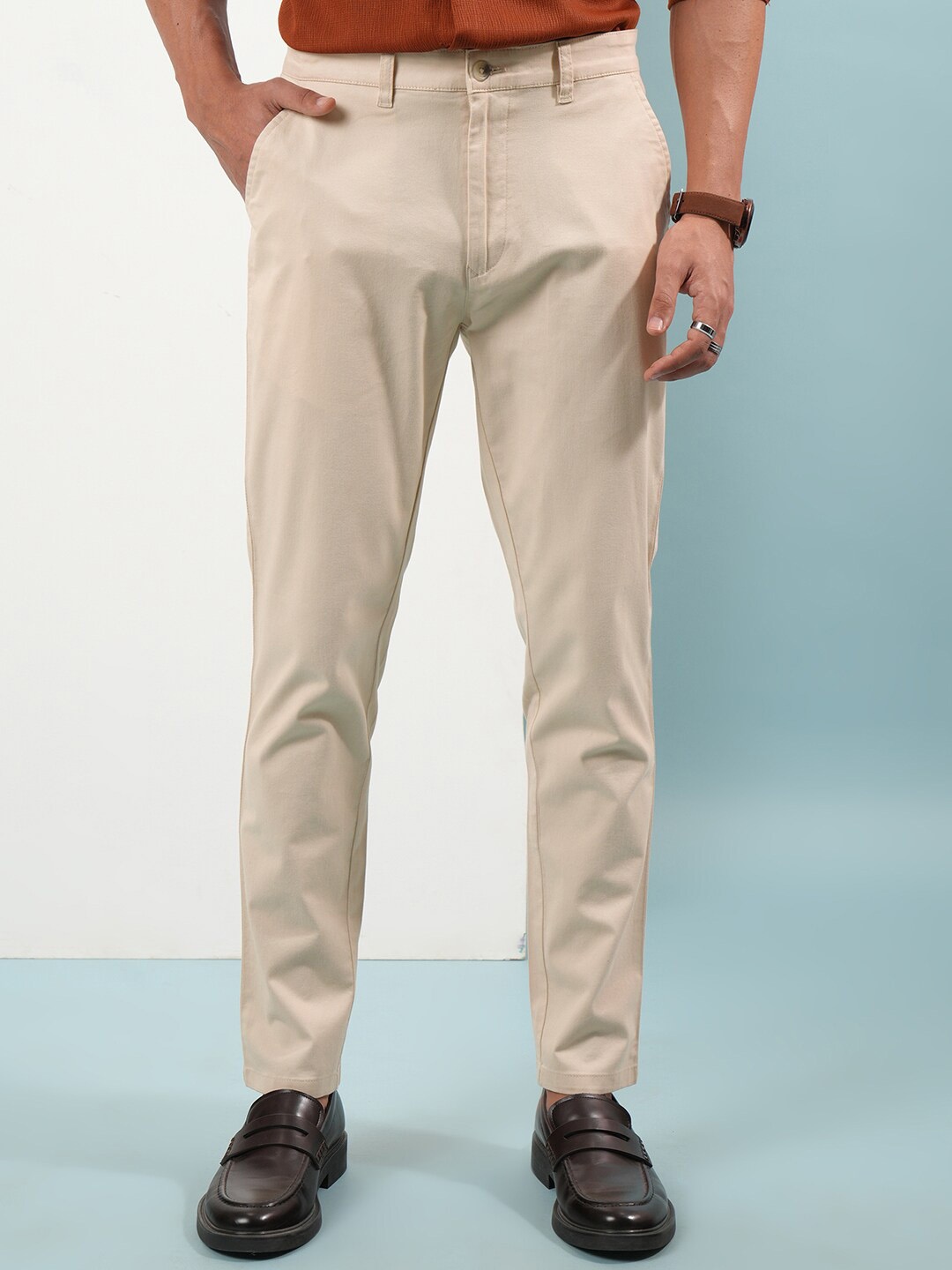 

HIGHLANDER Men Soft Feel Twill Chino Trousers, Beige