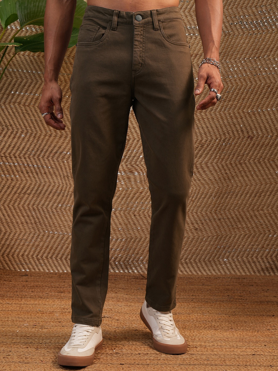 

LOCOMOTIVE Premium Men Mid Rise Tapered Fit Ankle Length Trousers, Brown