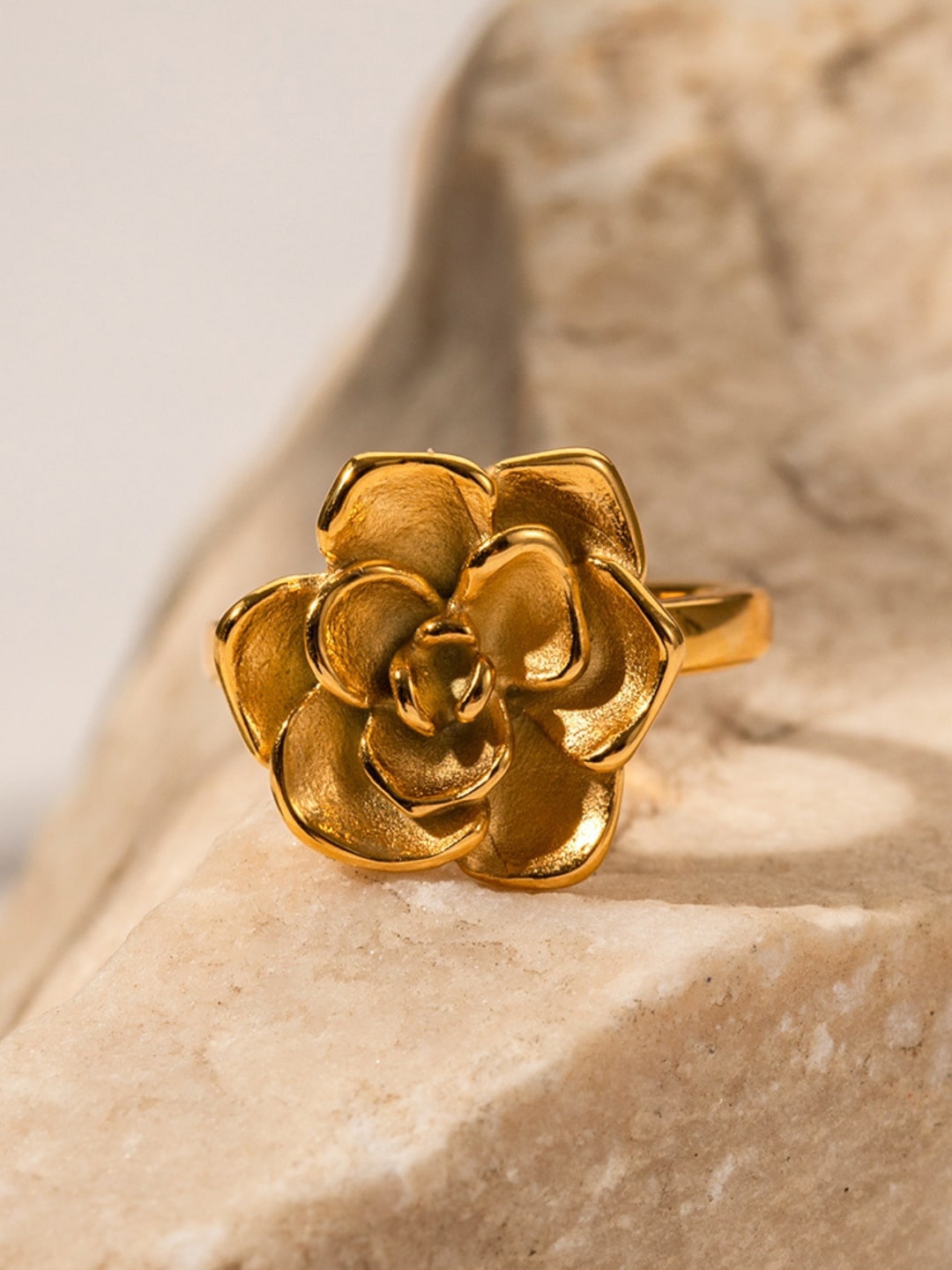 

Dorada Jewellery Gold Plated Camelia Finger Ring