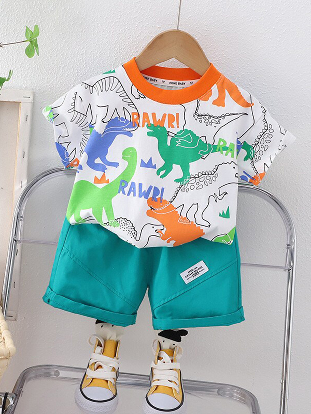 

Googo Gaaga Boys Printed Pure Cotton T-shirt With Short, Green