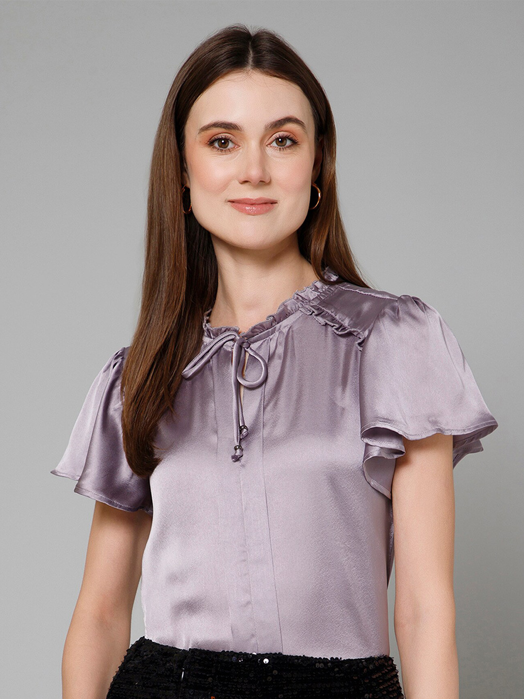 

PURYS Tie-Up Neck Flutter Sleeves Satin Top, Lavender