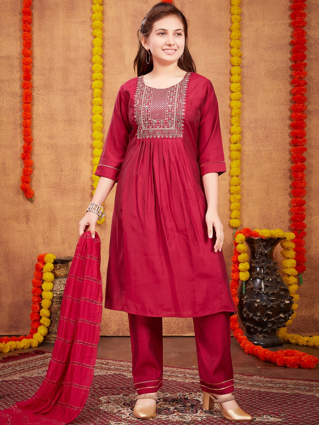 

Aarika Girls Ethnic Motifs Yoke Design Sequinned Pure Silk Straight Kurta With Trouser, Maroon