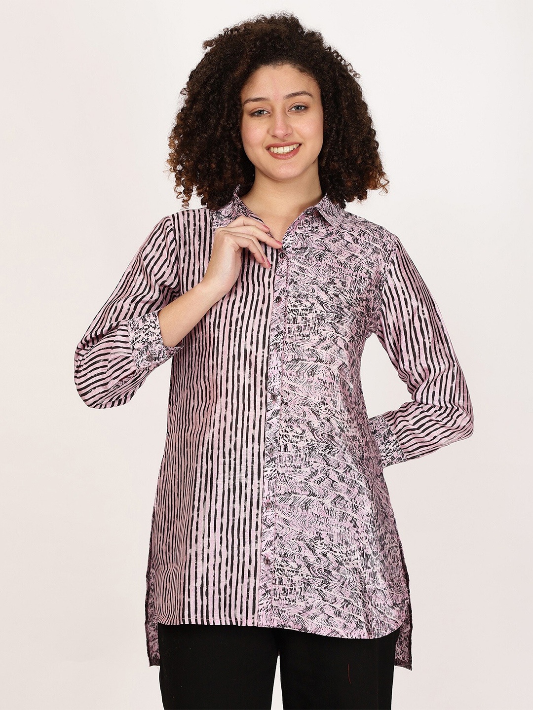 

FUTURO Print Shirt Style Longline Top, Pink