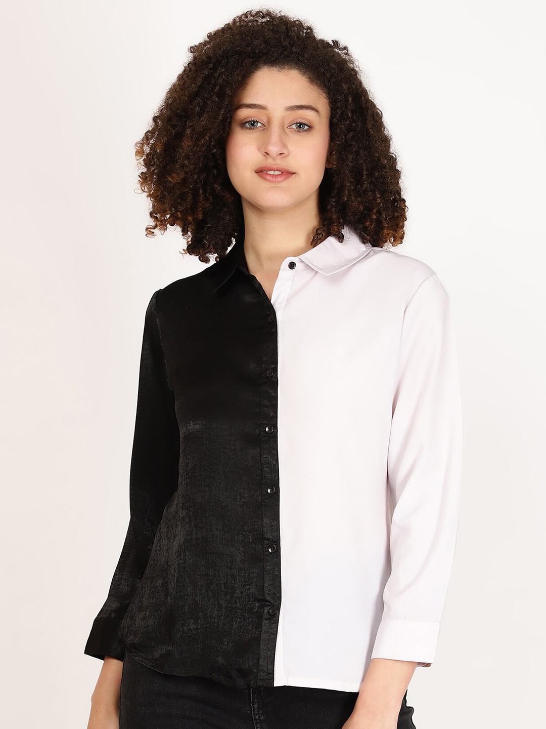 

FUTURO Colourblocked Casual Shirt, Black