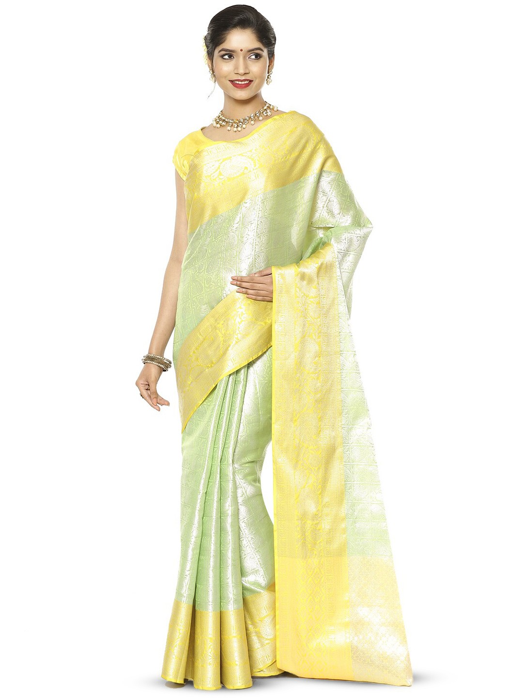 

Humairah Floral Zari Kanjeevaram Saree, Green