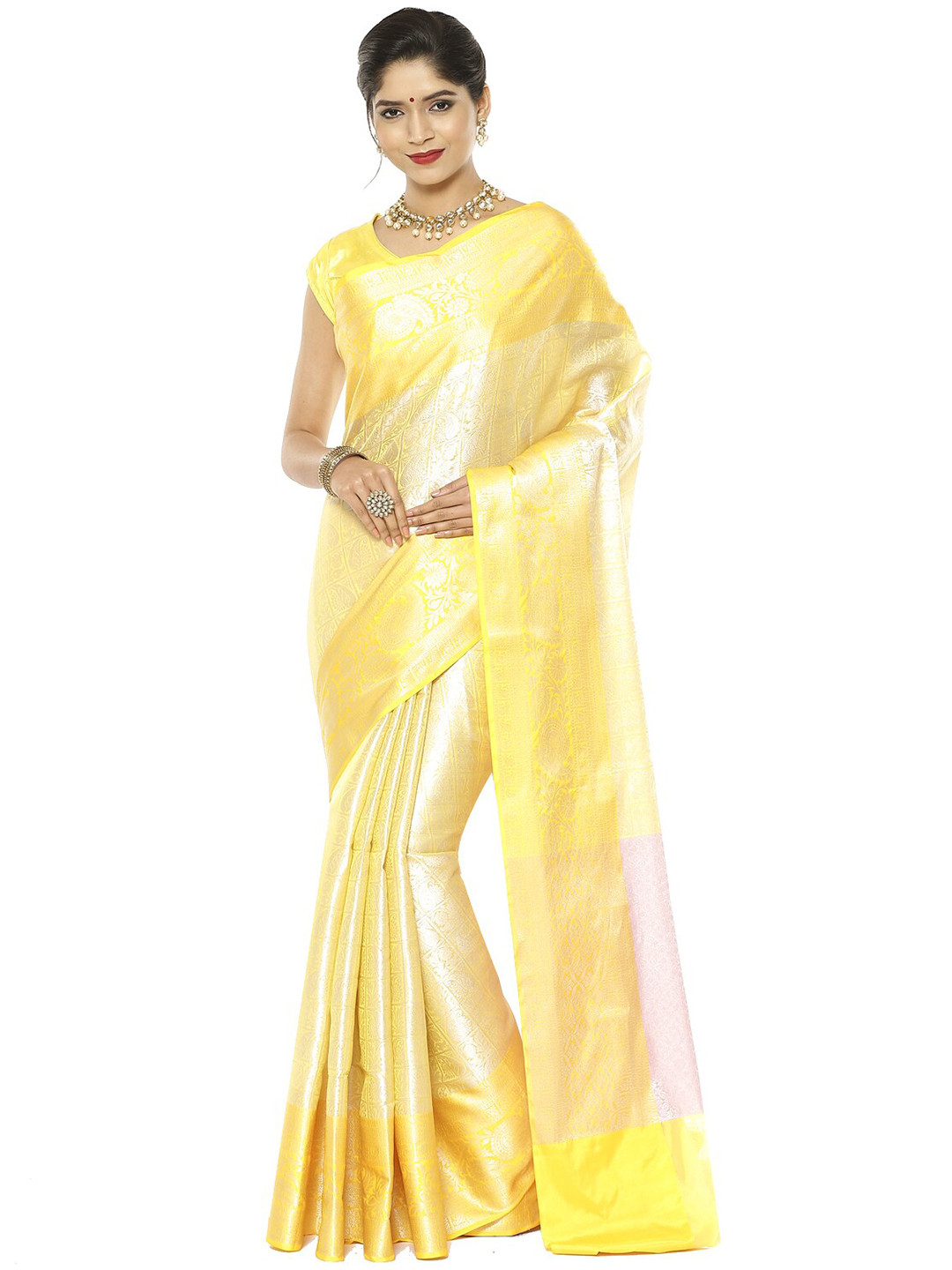

Humairah Floral Zari Kanjeevaram Saree, Gold