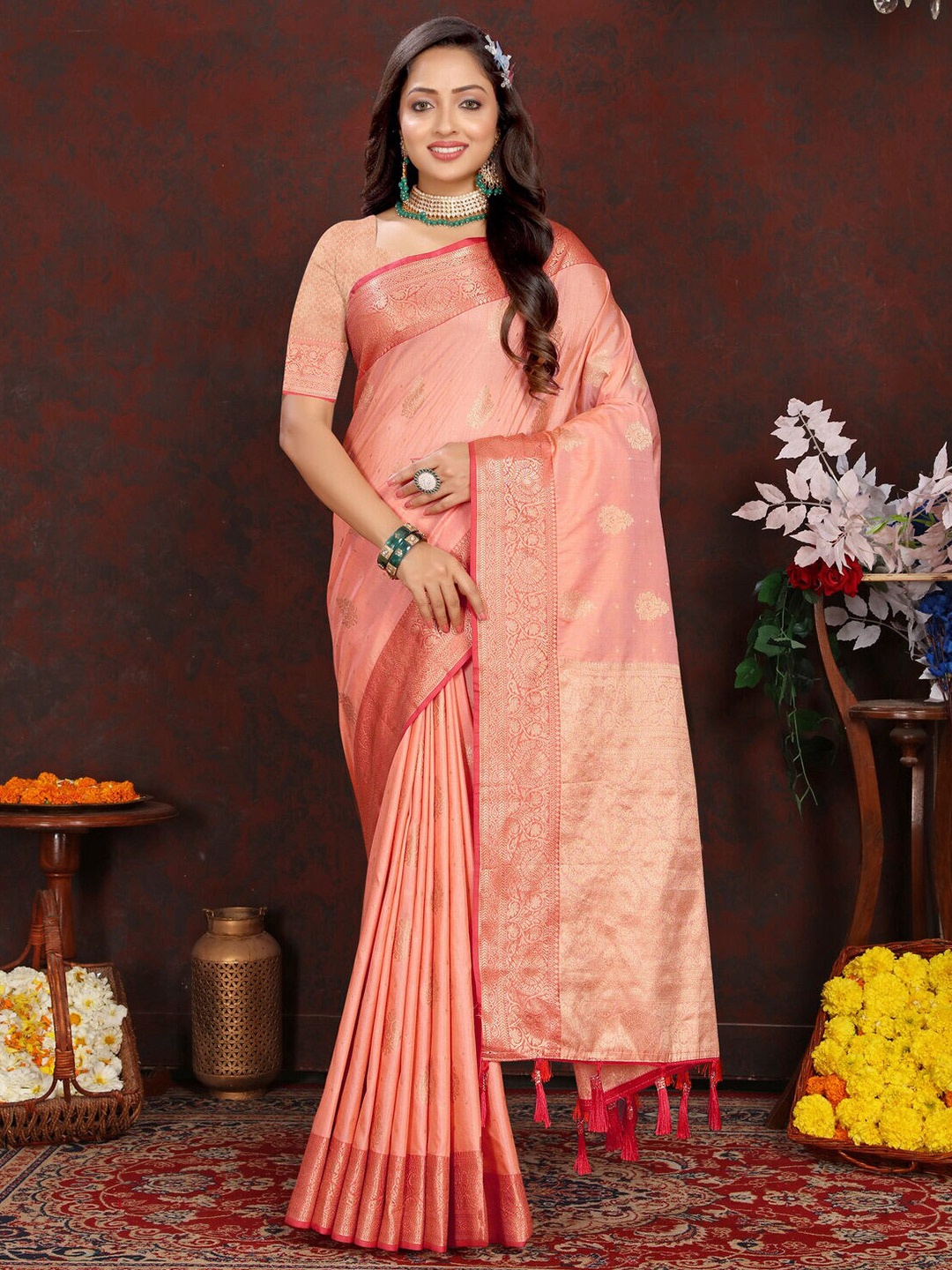 

CATCHY FOREVER Floral Zari Banarasi Saree with Tassels, Orange