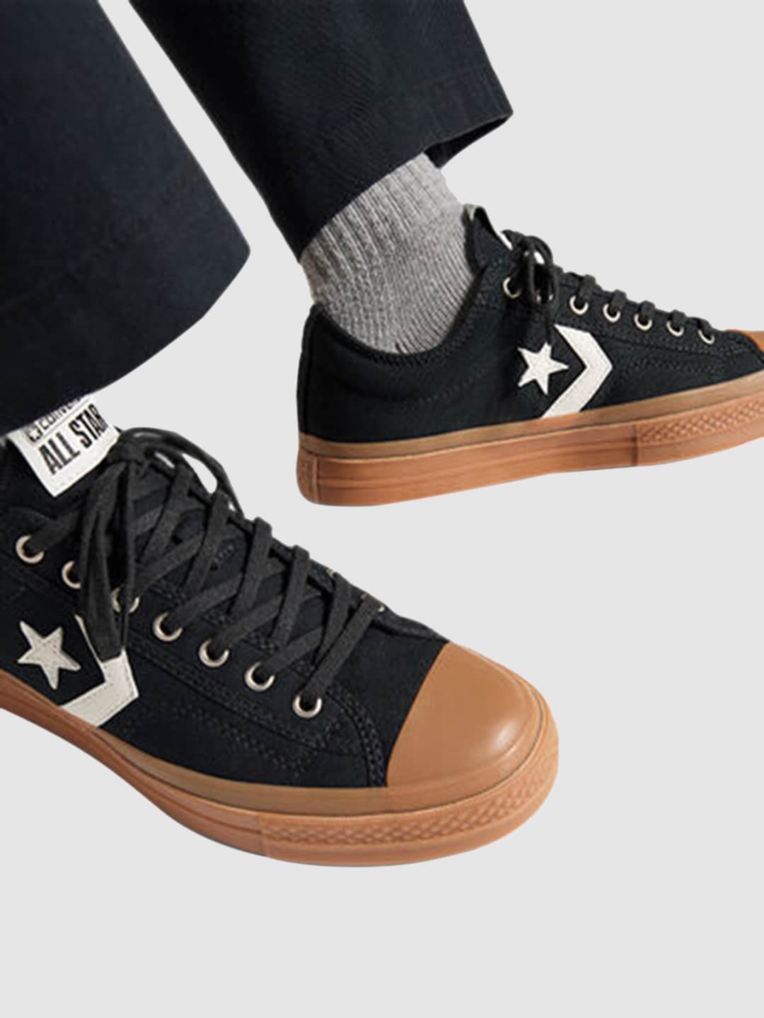 

Converse Unisex Star Player 76 Seasonal Color Sneakers, Black