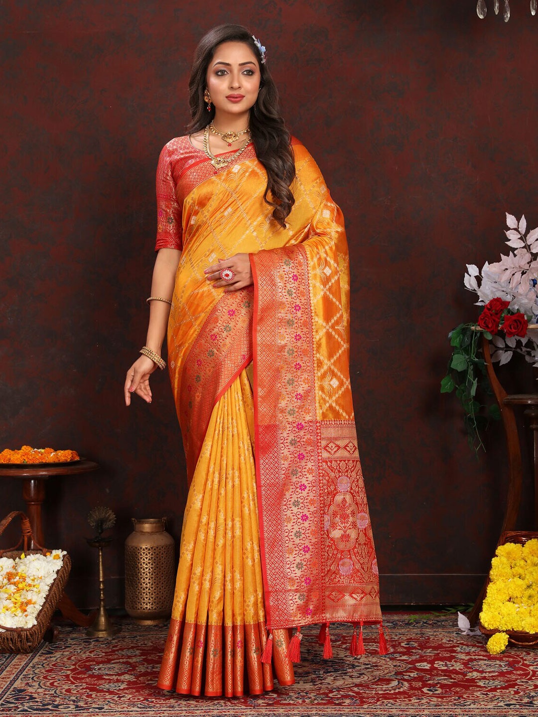

CATCHY FOREVER Floral Woven Design Zari Banarasi Saree, Yellow
