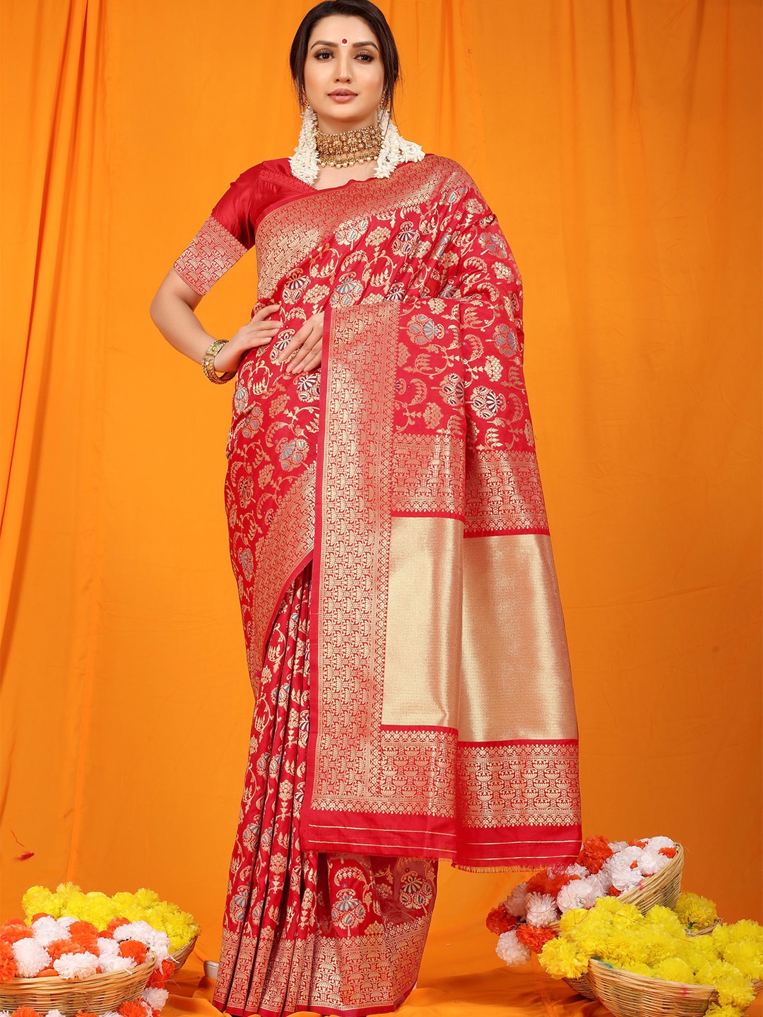 

PATIALAPICKS Ethnic Motifs Woven Design Zari Pure Silk Kanjeevaram Saree, Red