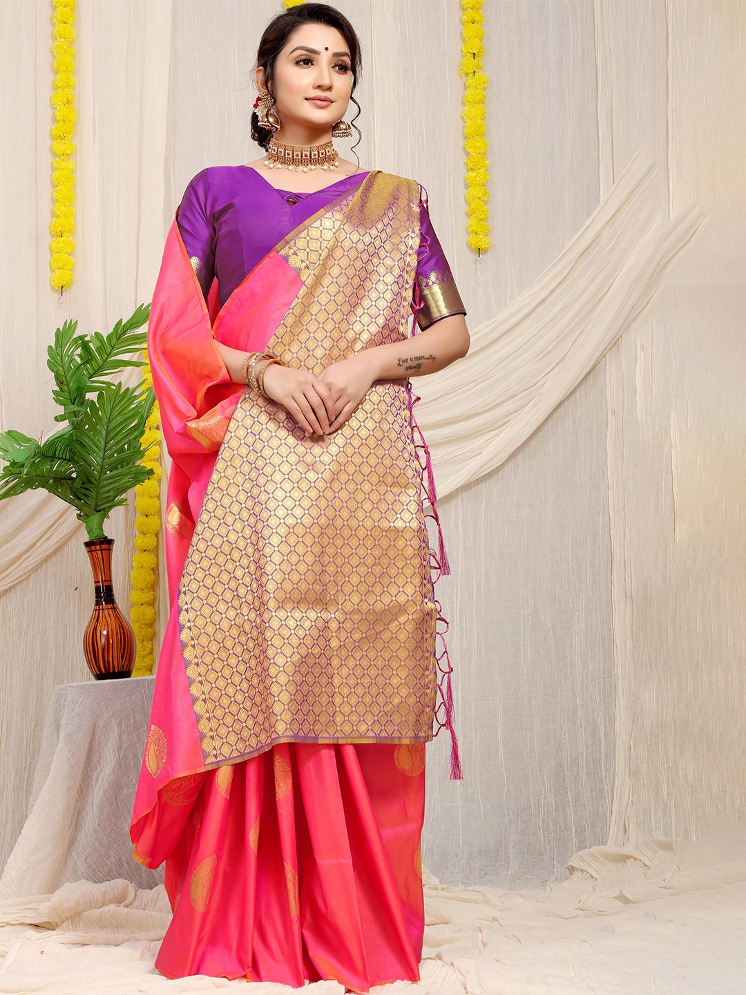 

PATIALAPICKS Ethnic Motifs Woven Design Zari Pure Silk Kanjeevaram Saree, Pink