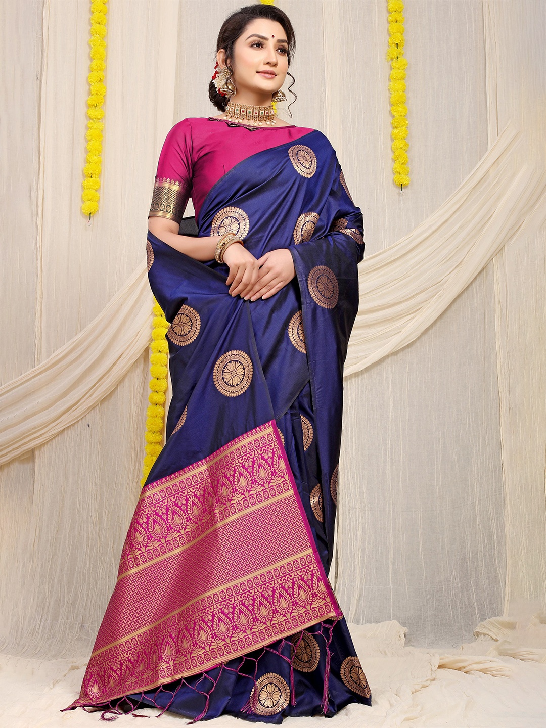 

PATIALAPICKS Ethnic Motifs Zari Pure Silk Kanjeevaram Saree, Navy blue