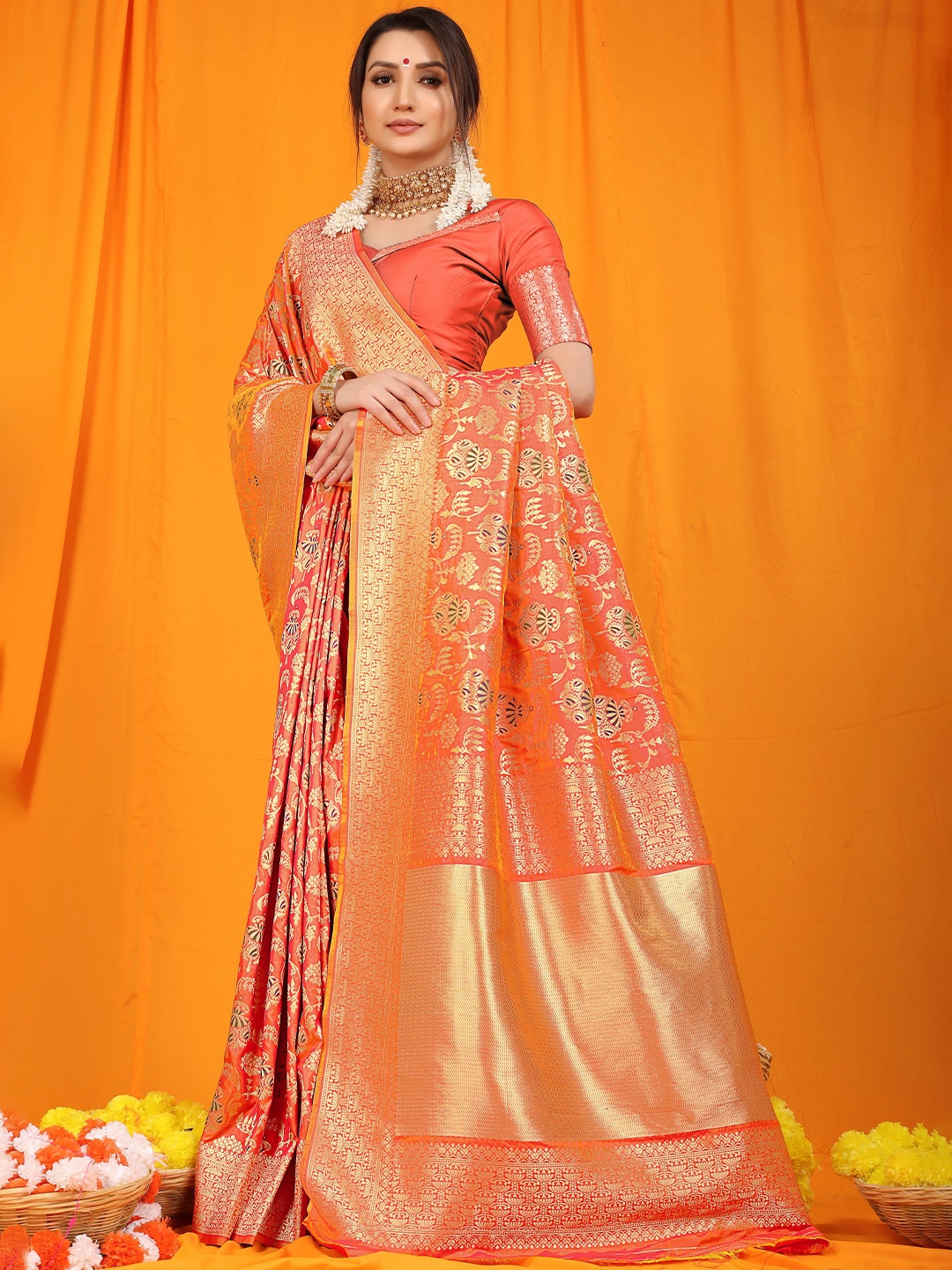 

PATIALAPICKS Ethnic Motifs Woven Design Zari Pure Silk Kanjeevaram Saree, Orange