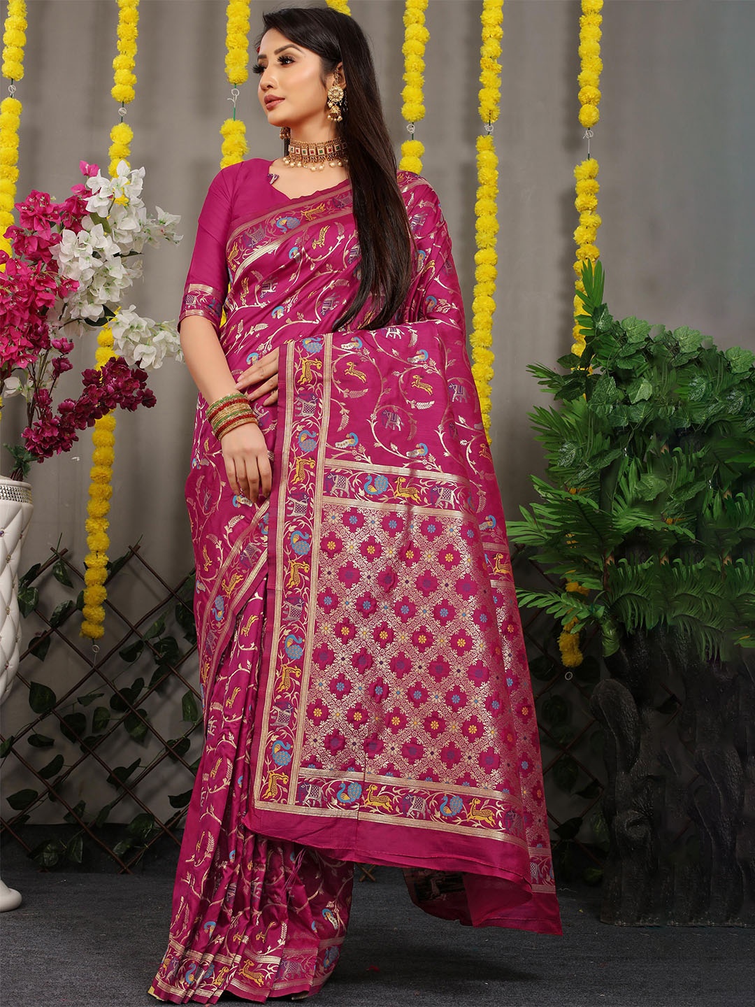 

PATIALAPICKS Ethnic Motifs Woven Design Zari Pure Silk Kanjeevaram Saree, Pink