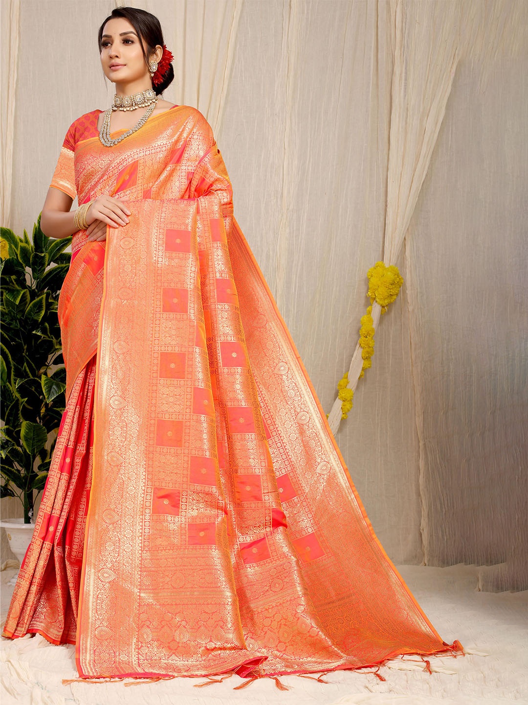 

PATIALAPICKS Ethnic Motifs Woven Design Zari Pure Silk Kanjeevaram Saree, Orange