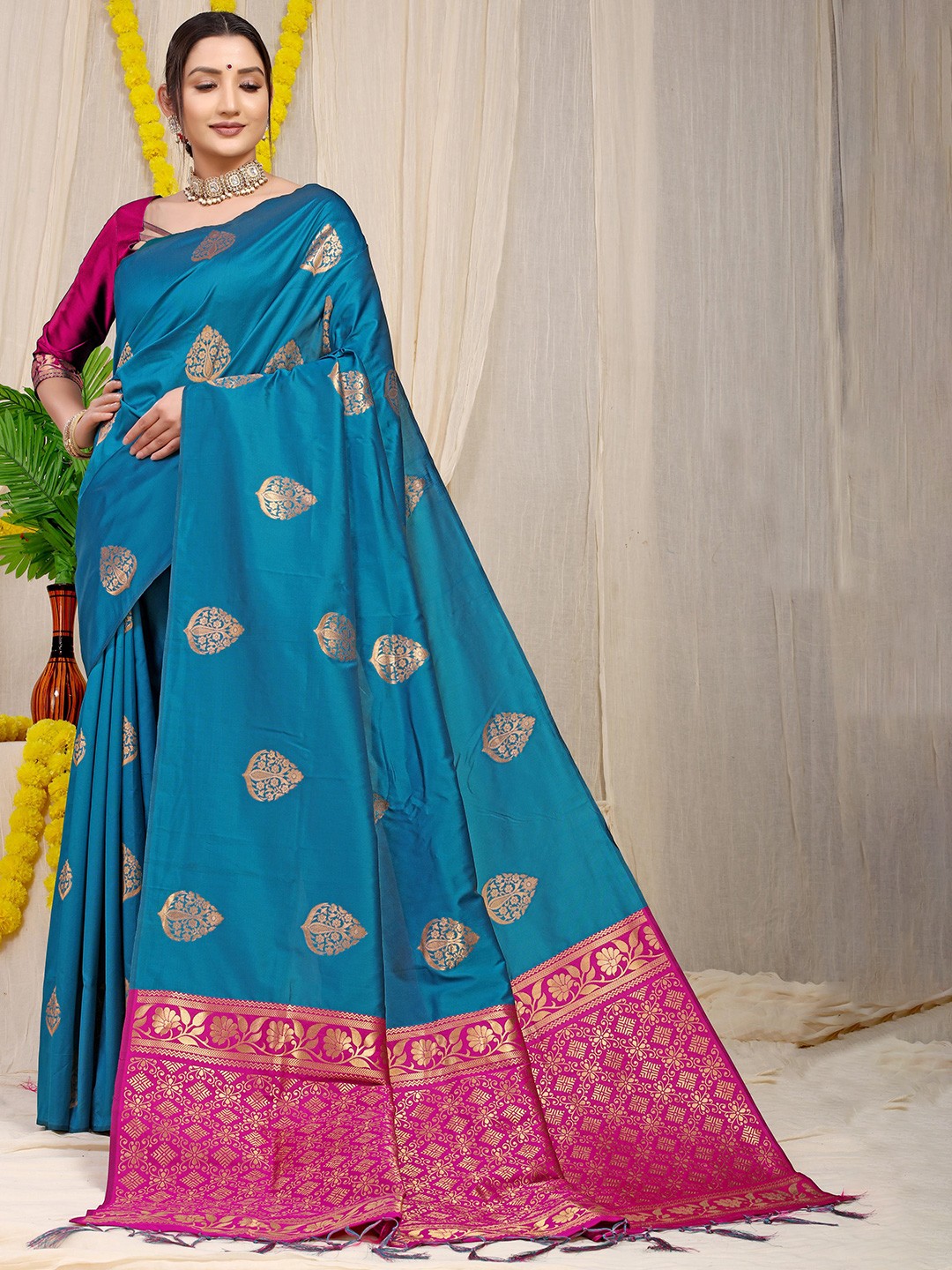 

PATIALAPICKS Ethnic Motifs Zari Pure Silk Paithani Saree, Blue