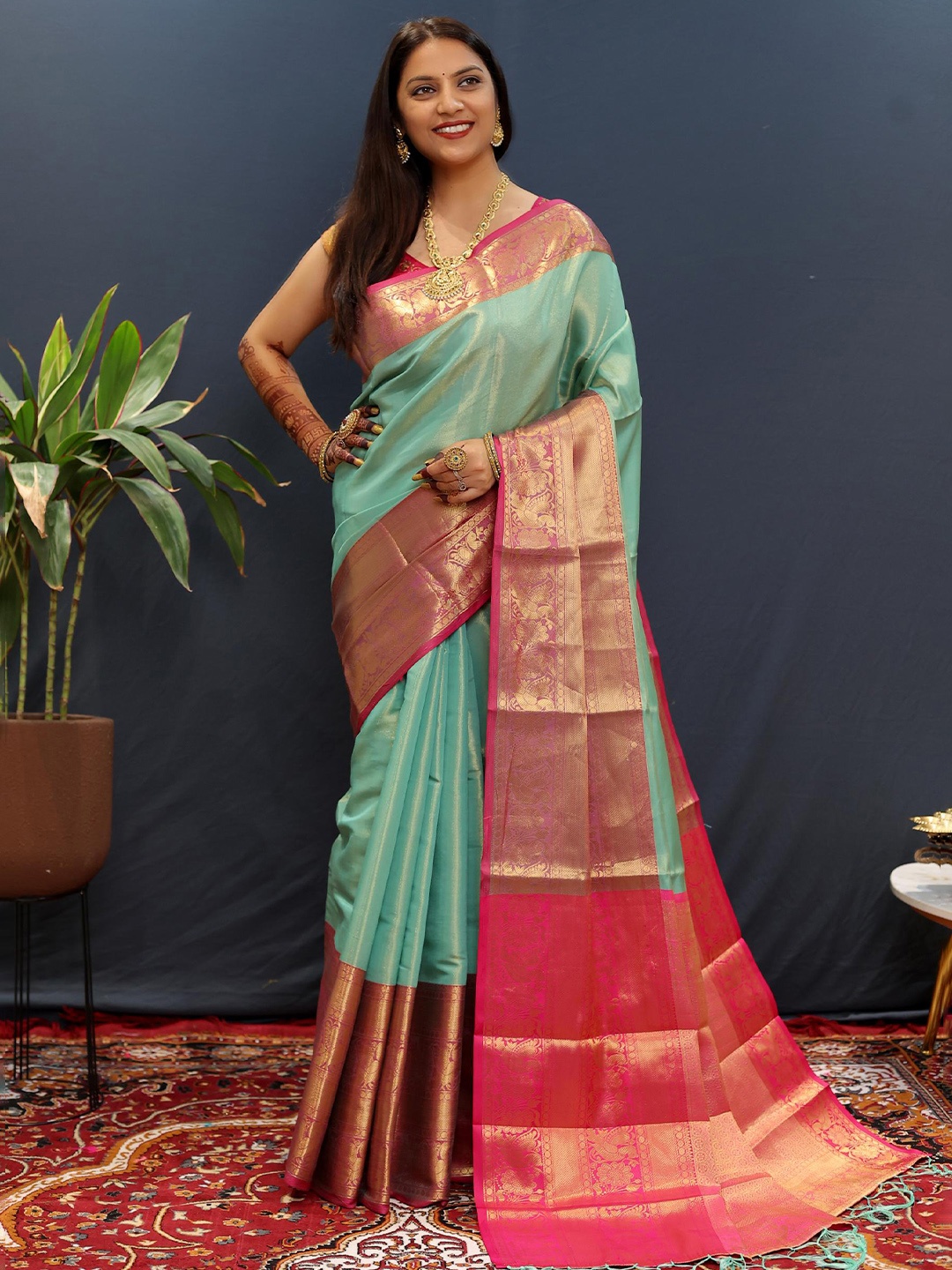 

PATIALAPICKS Zari Pure Silk Kanjeevaram Saree, Sea green