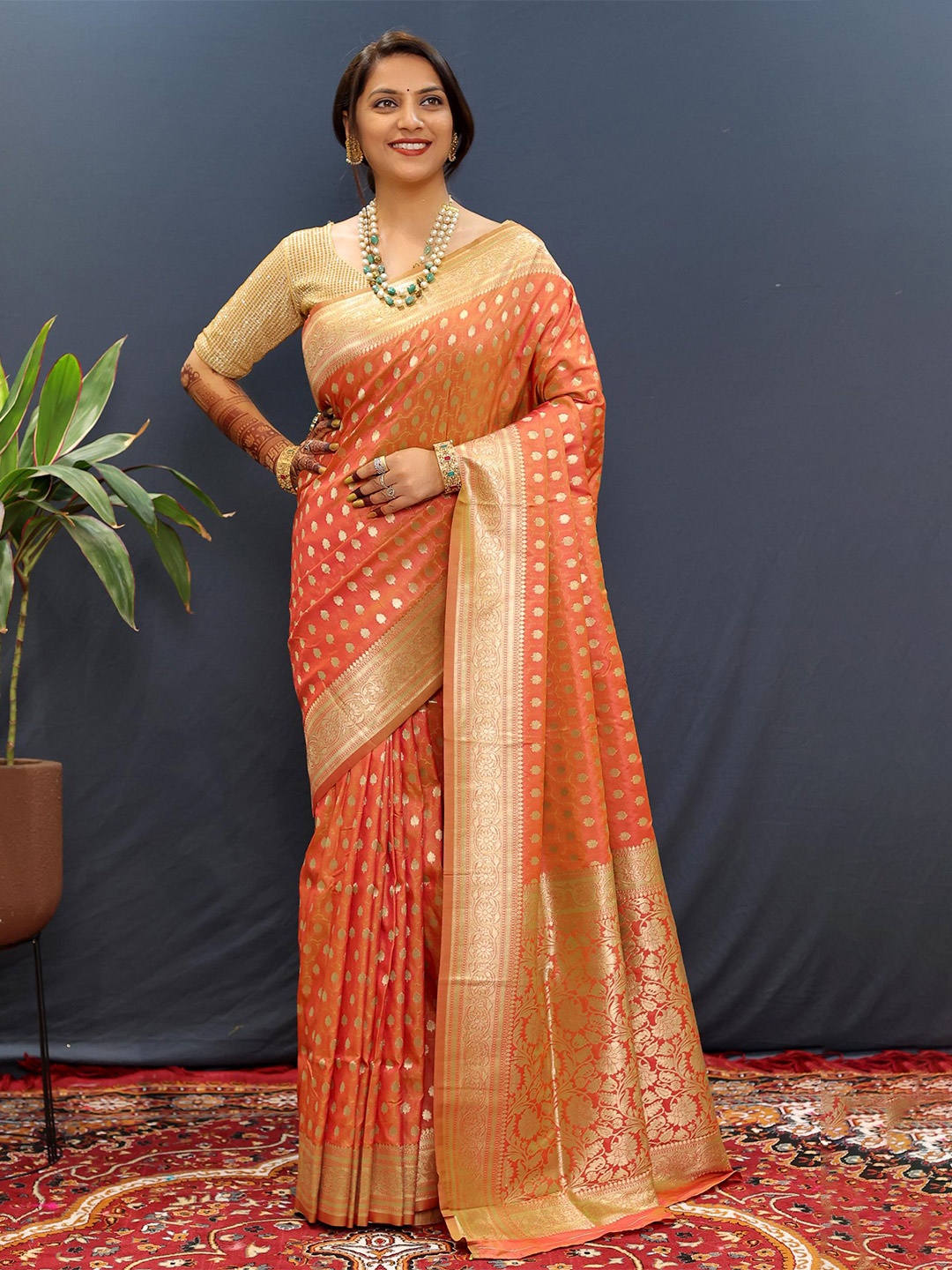 

PATIALAPICKS Woven Design Zari Pure Silk Kanjeevaram Saree, Orange
