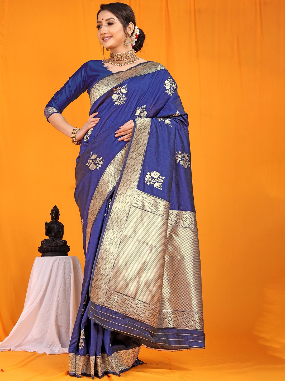 

PATIALAPICKS Ethnic Motifs Woven Design Zari Pure Silk Kanjeevaram Saree, Blue