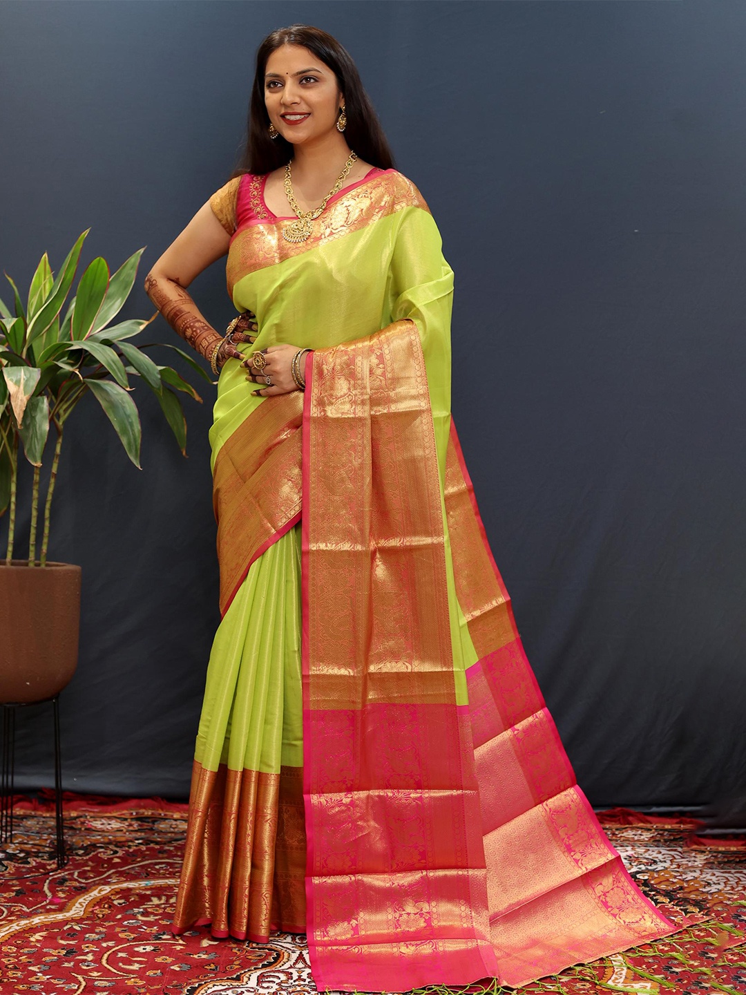 

PATIALAPICKS Zari Pure Silk Kanjeevaram Saree, Green