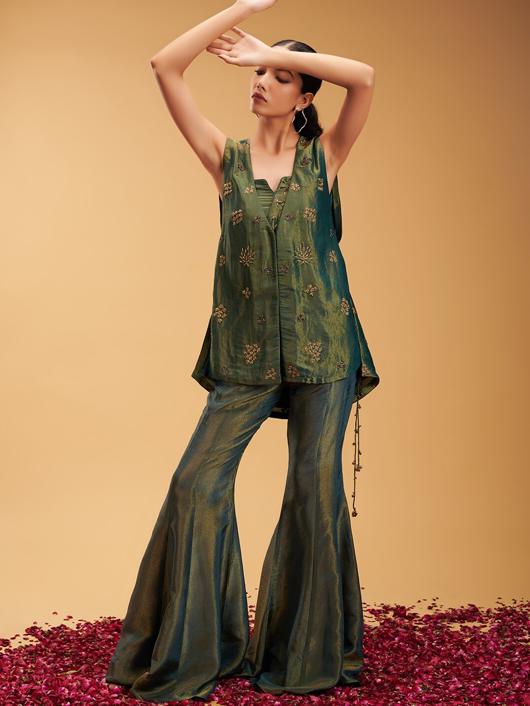 

RIRASA Embroidered Sleeveless Top With Trousers & Shrug, Green