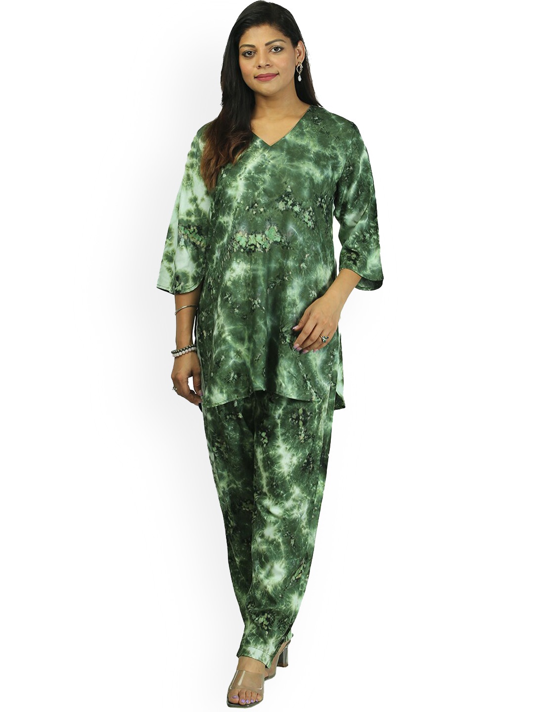 

Freesia Array Tie & Dyed Pure Cotton Tunic & Trousers Co-Ords, Green