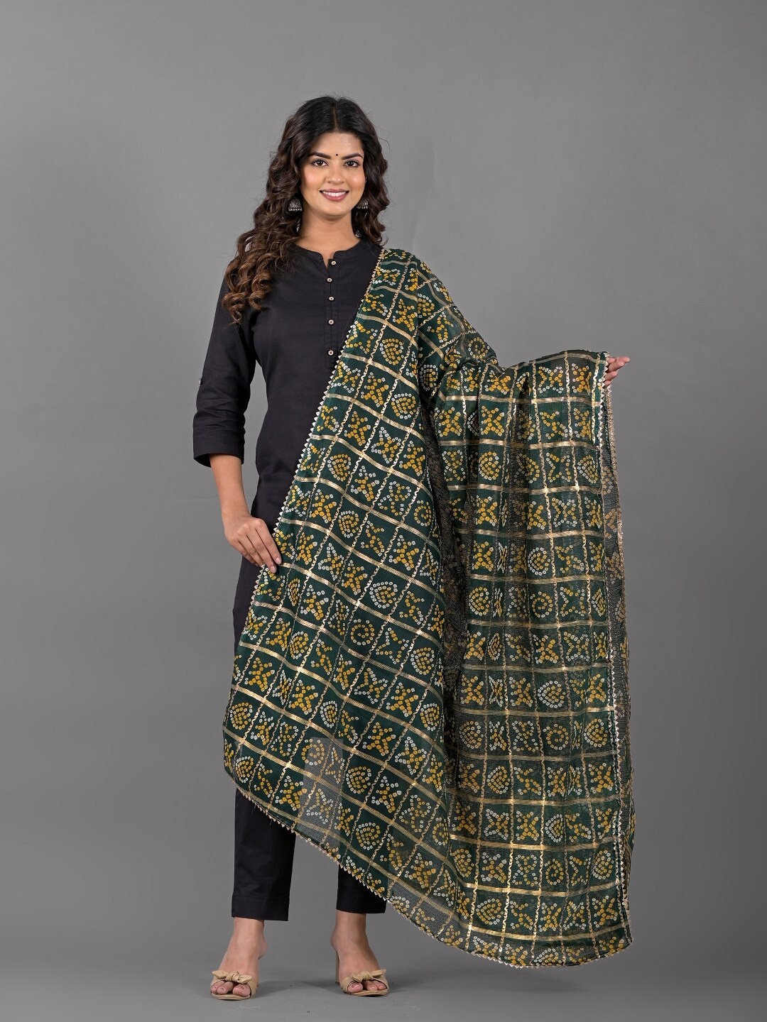 

Apratim Bandhani Printed Gotta Patti Detailed Dupatta, Green
